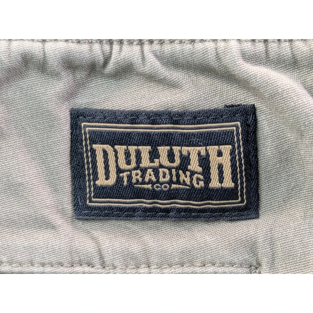 Duluth Trading Co Mens Khaki Belted Cargo Shorts Size Large Standard Fit Tan